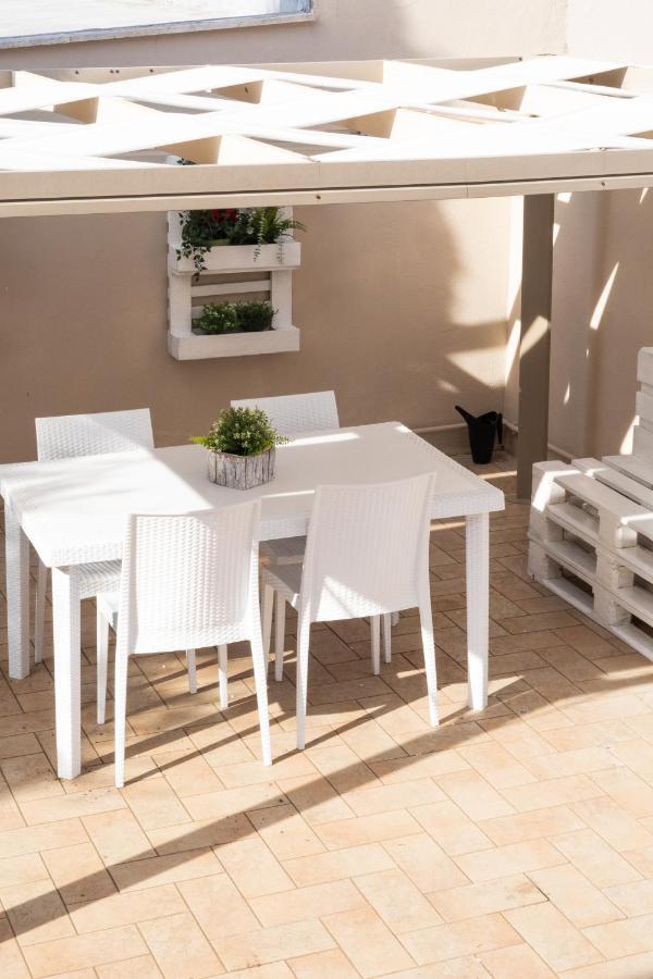 Emotions Bed and Breakfast Φιουμιτσίνο Εξωτερικό φωτογραφία