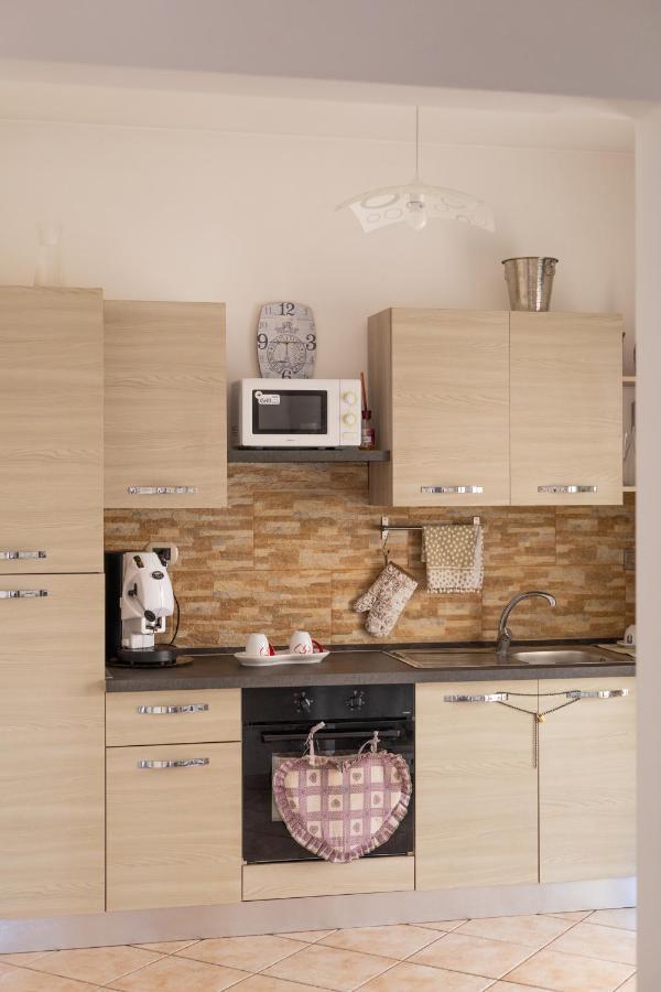 Emotions Bed and Breakfast Φιουμιτσίνο Εξωτερικό φωτογραφία