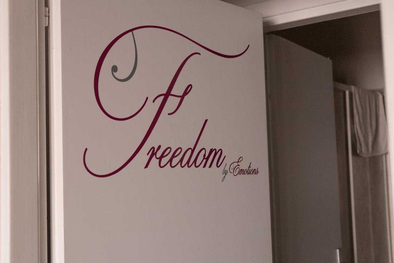 Emotions Bed and Breakfast Φιουμιτσίνο Εξωτερικό φωτογραφία