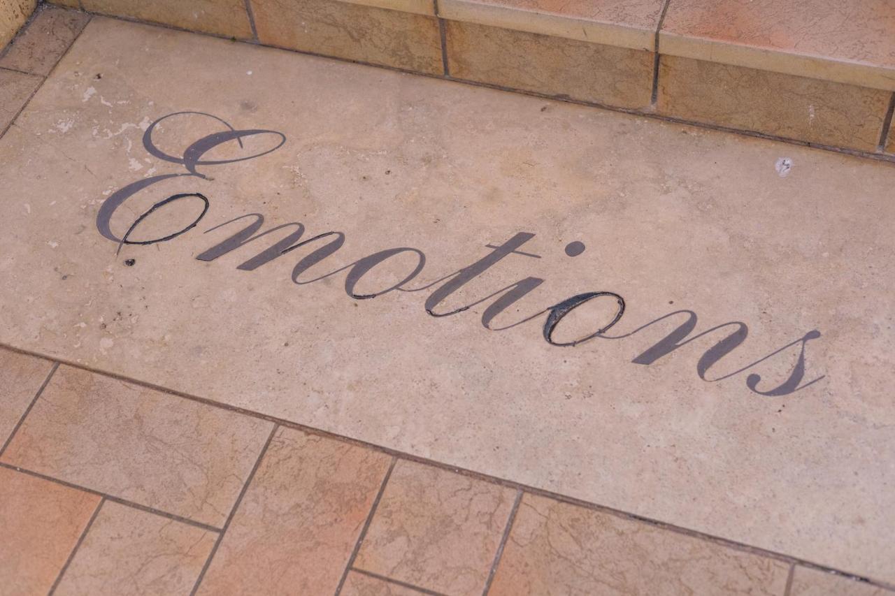 Emotions Bed and Breakfast Φιουμιτσίνο Εξωτερικό φωτογραφία