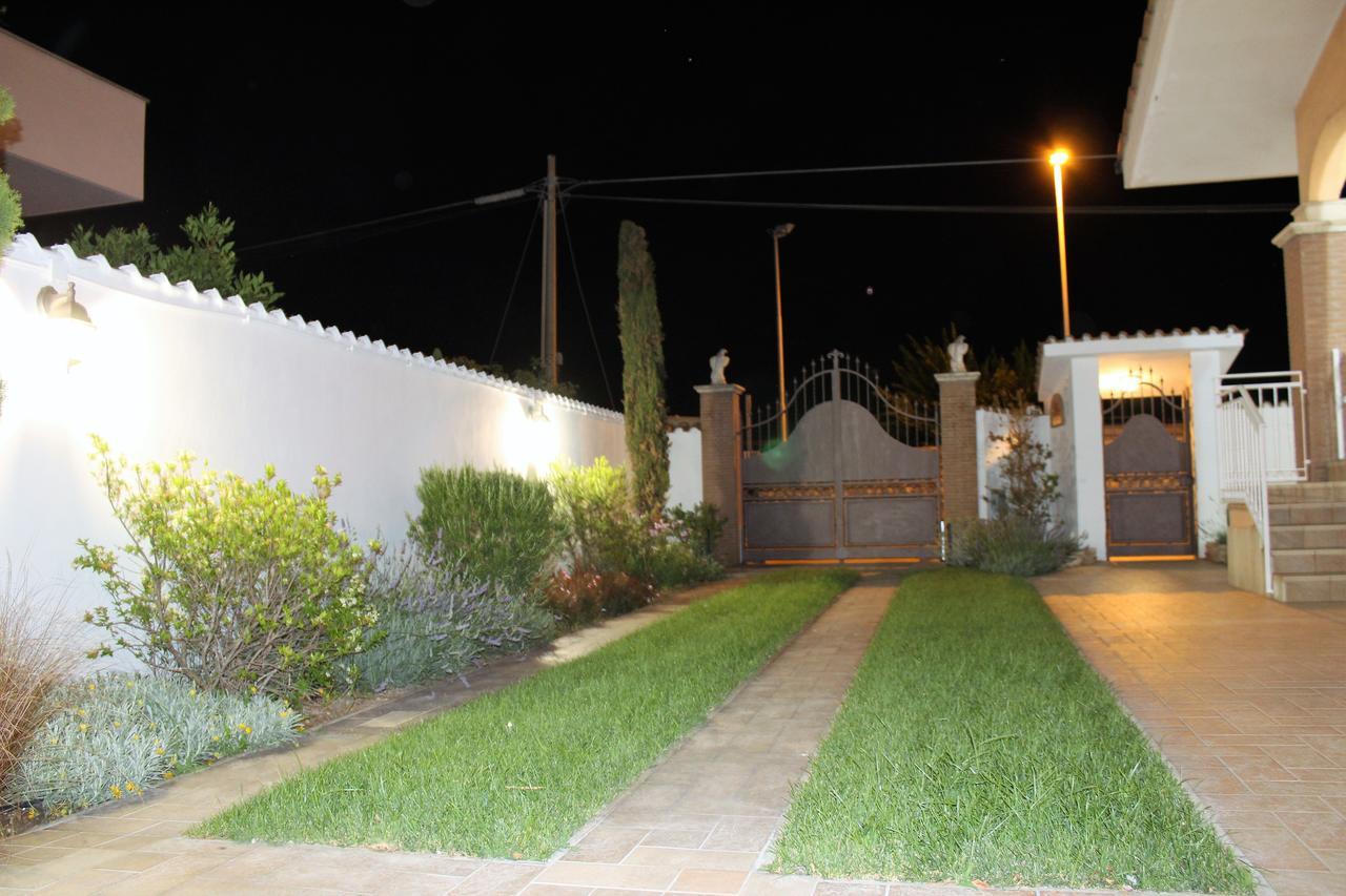 Emotions Bed and Breakfast Φιουμιτσίνο Εξωτερικό φωτογραφία