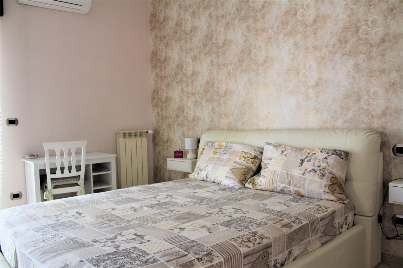 Emotions Bed and Breakfast Φιουμιτσίνο Εξωτερικό φωτογραφία